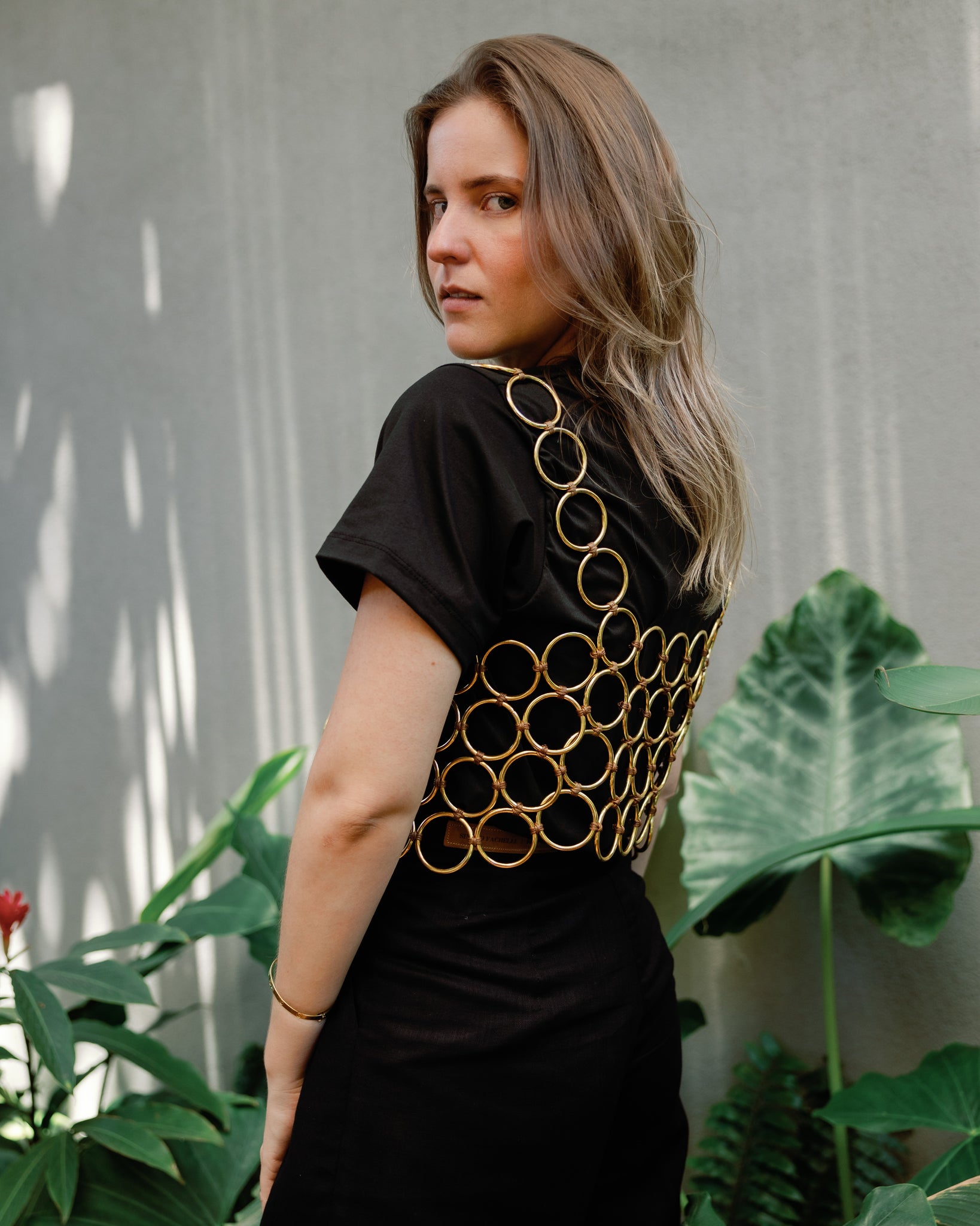 GOLD METAL TOP