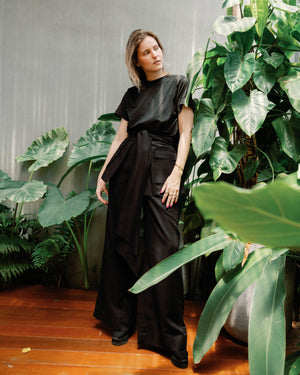 BLACK WIDE TROUSERS