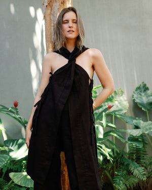 BLACK LONG BOW VEST